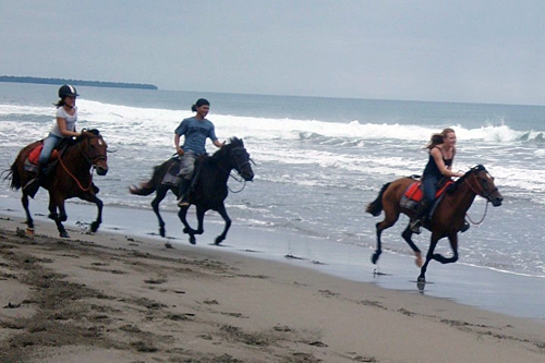 horseback riding holiday in Costa Rica