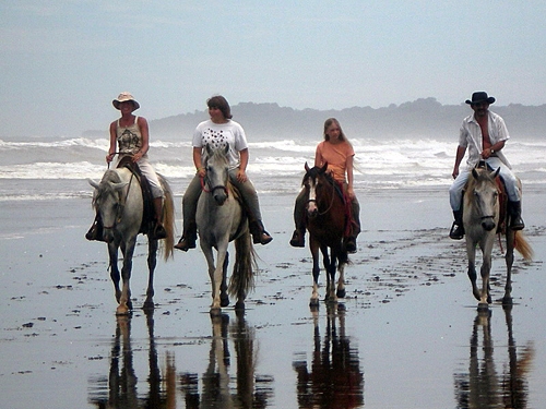 equestrian vacation in Costa RIca